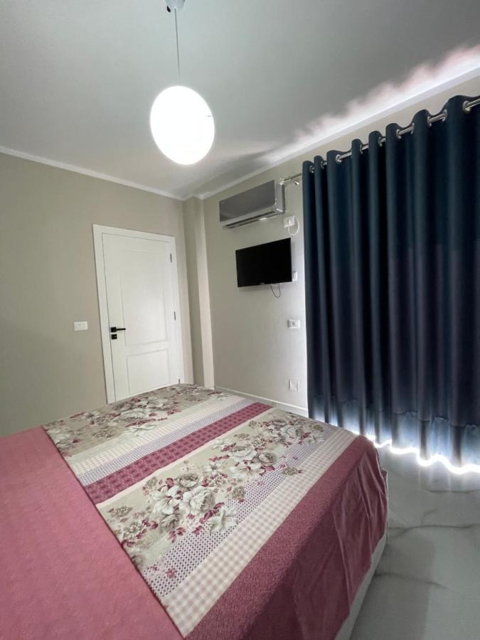 Modern Beachfront Apartments Sarande Exterior photo