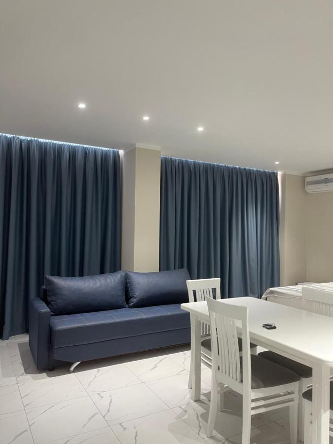 Modern Beachfront Apartments Sarande Exterior photo