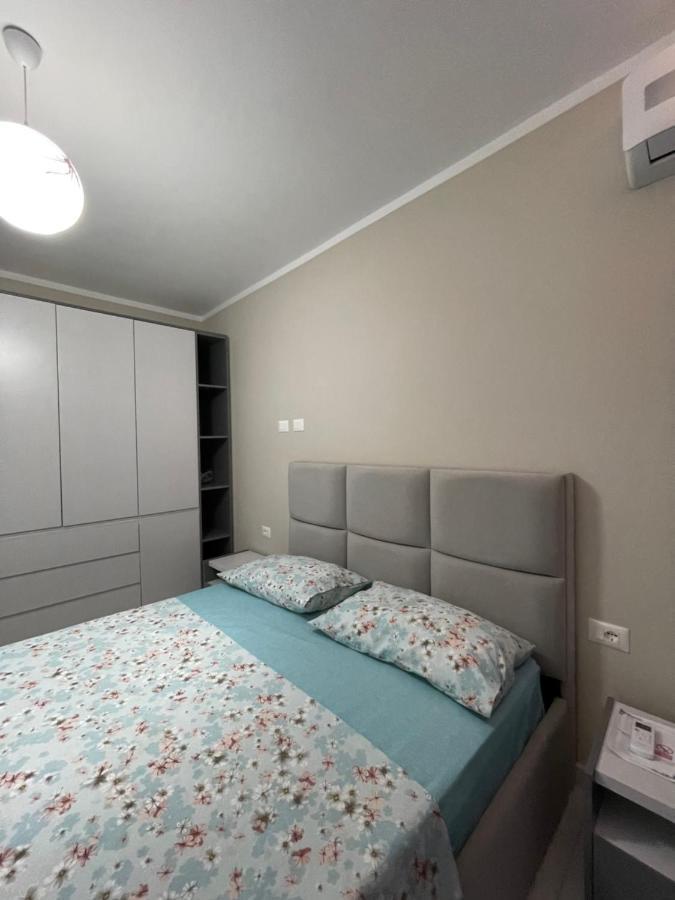Modern Beachfront Apartments Sarande Exterior photo