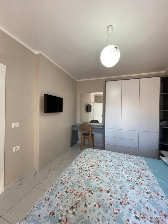 Modern Beachfront Apartments Sarande Exterior photo